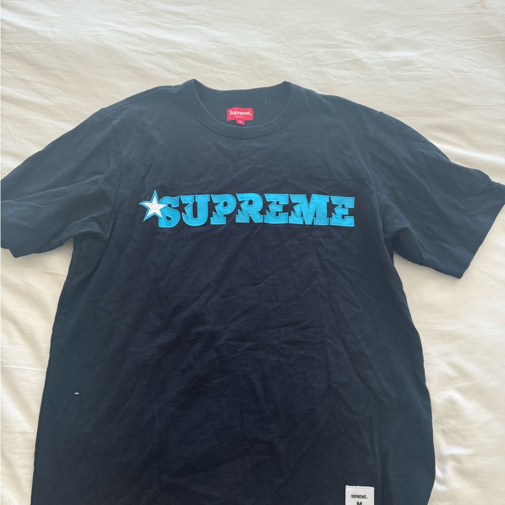 SUPREME T-Shirt